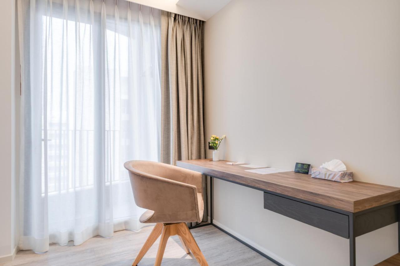 Triple Y Hotel Bangkok Kültér fotó
